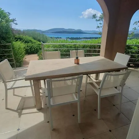Eden Blue F4 3 Avec Vue Imprenable Sur La Baie De Saint-cyprien Zonza