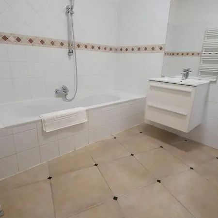 Eden Blue F4 3 Avec Vue Imprenable Sur La Baie De Saint-cyprien Apartment *